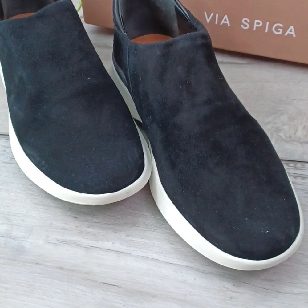 Via Spiga Laverno Black Suede Slip On Sneakers NIB